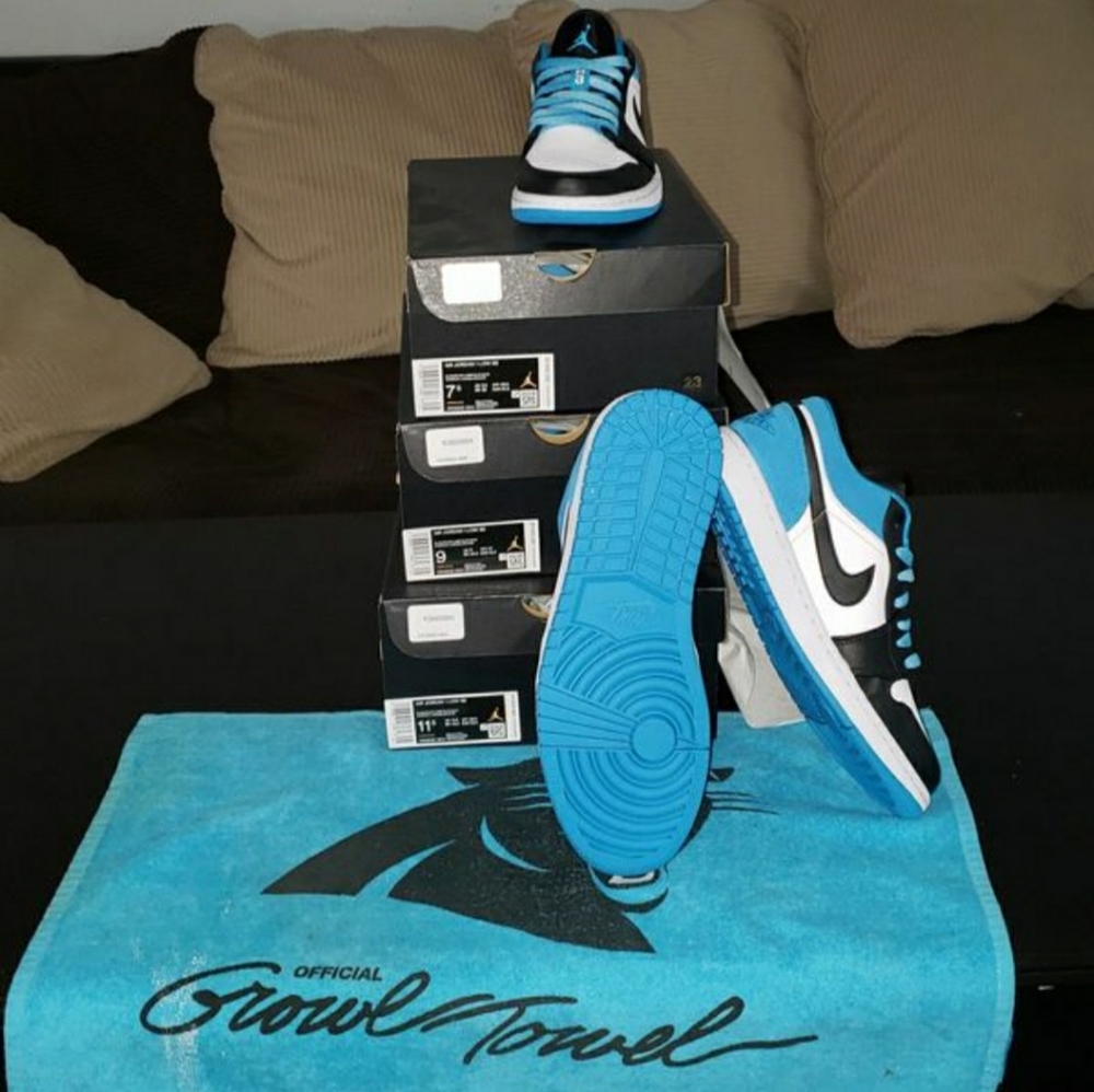 Jordan 1 Low SE - Picture 2 of 4